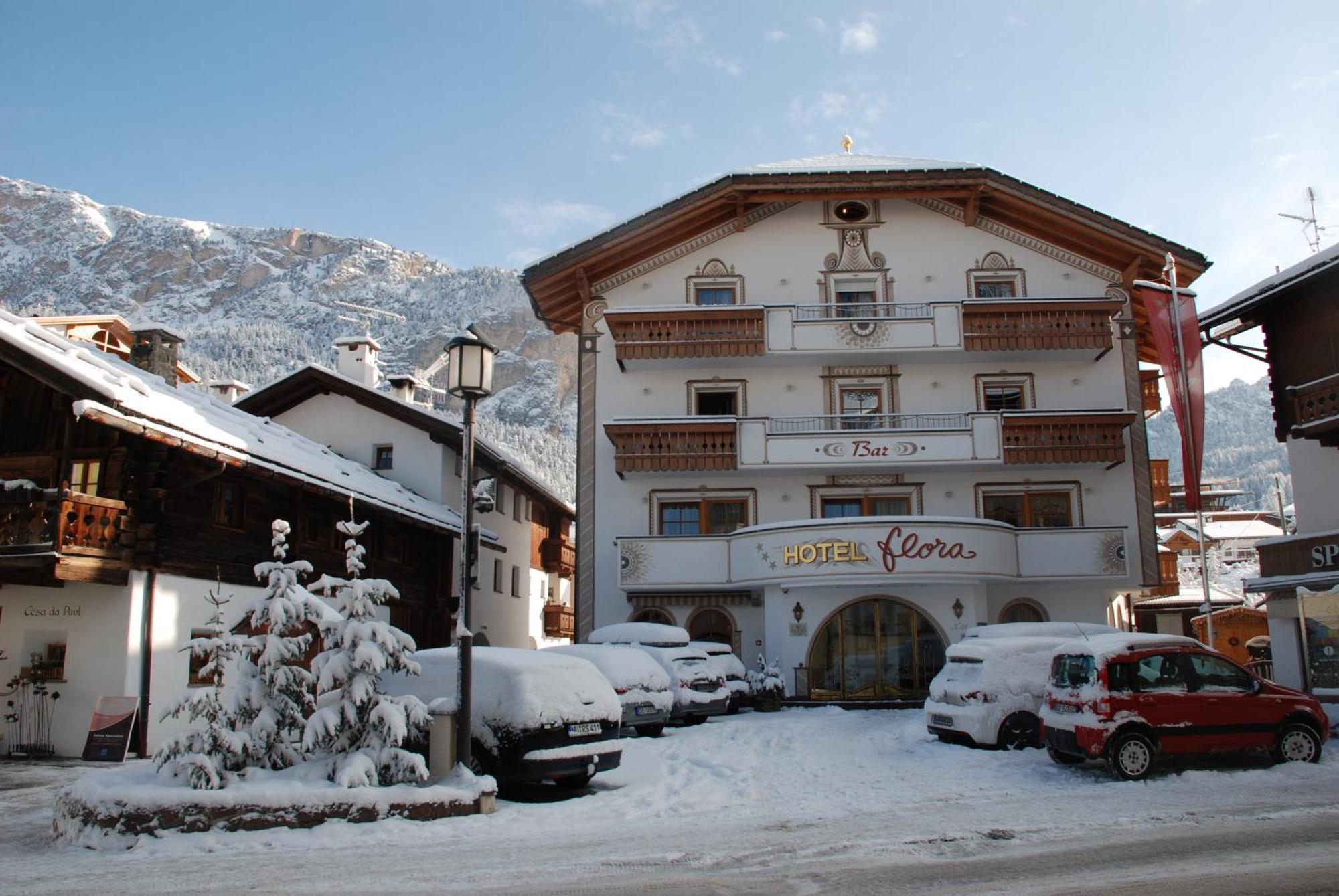 Hotel Flora Selva di Val Gardena Exterior photo